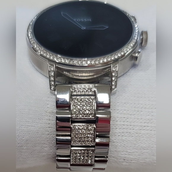 Fossil Smart Watch - Picture 2 of 10
